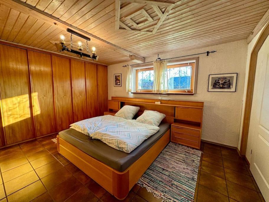 Romantisches Alpenchalet - Mit Sauna Und Kamin - Ruhig Und Zentral Bad Tölz Buitenkant foto