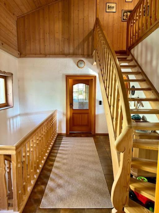 Romantisches Alpenchalet - Mit Sauna Und Kamin - Ruhig Und Zentral Bad Tölz Buitenkant foto