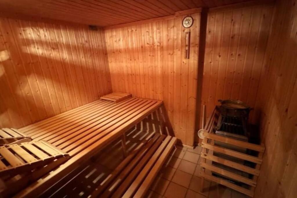 Romantisches Alpenchalet - Mit Sauna Und Kamin - Ruhig Und Zentral Bad Tölz Buitenkant foto
