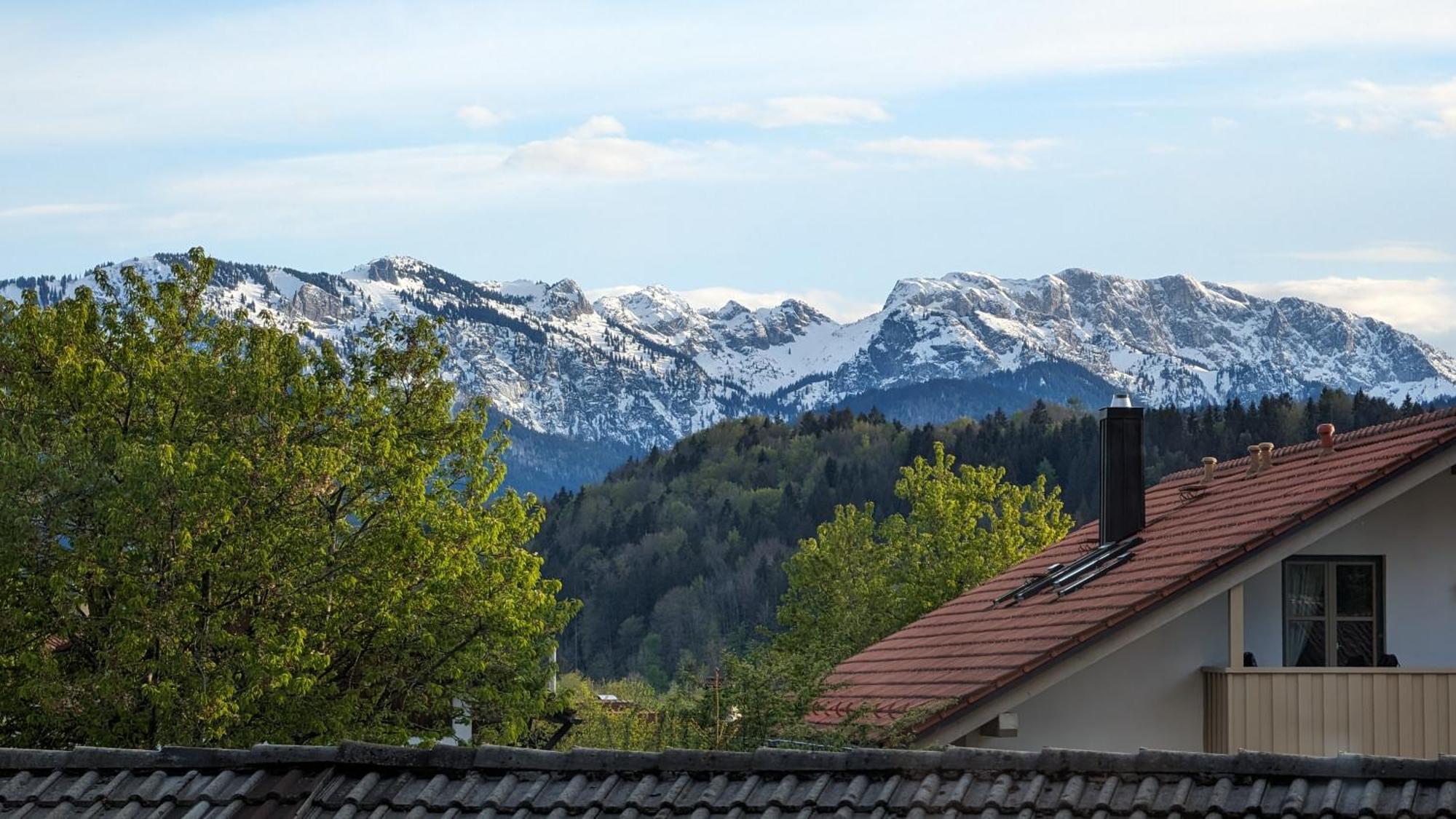 Romantisches Alpenchalet - Mit Sauna Und Kamin - Ruhig Und Zentral Bad Tölz Buitenkant foto