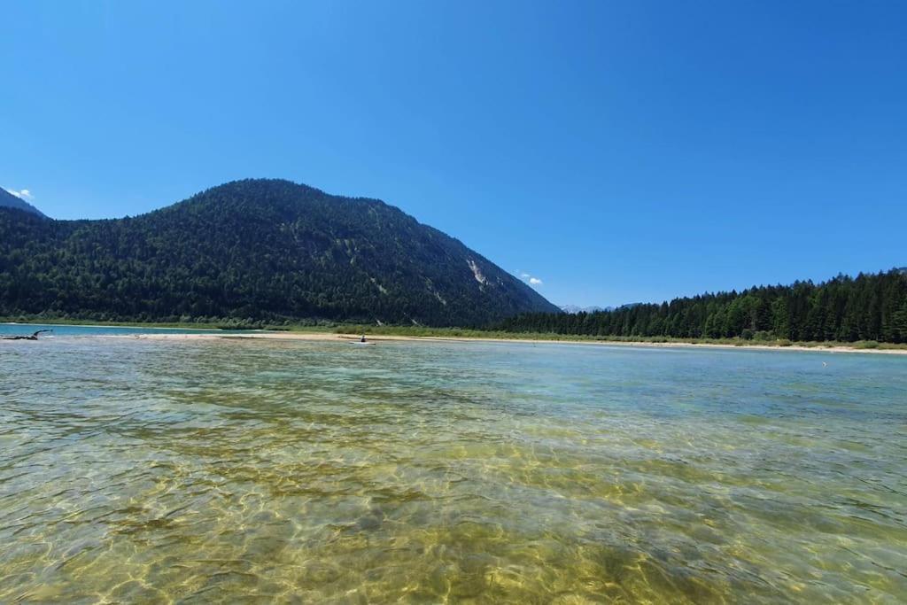 Romantisches Alpenchalet - Mit Sauna Und Kamin - Ruhig Und Zentral Bad Tölz Buitenkant foto