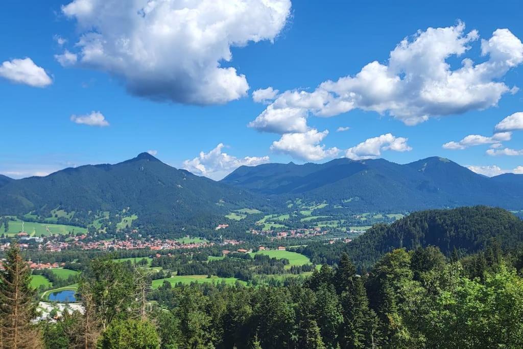 Romantisches Alpenchalet - Mit Sauna Und Kamin - Ruhig Und Zentral Bad Tölz Buitenkant foto