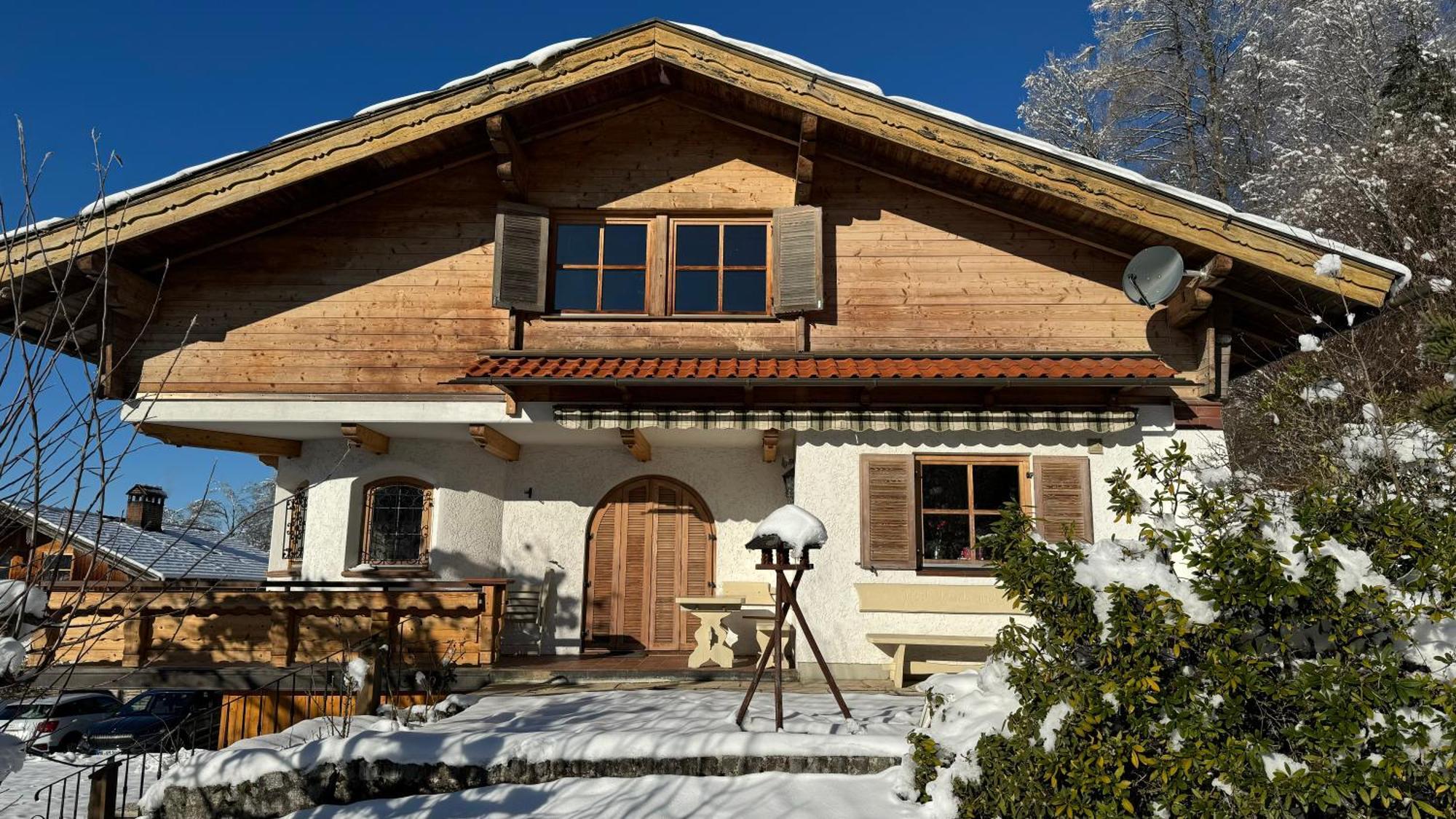 Romantisches Alpenchalet - Mit Sauna Und Kamin - Ruhig Und Zentral Bad Tölz Buitenkant foto
